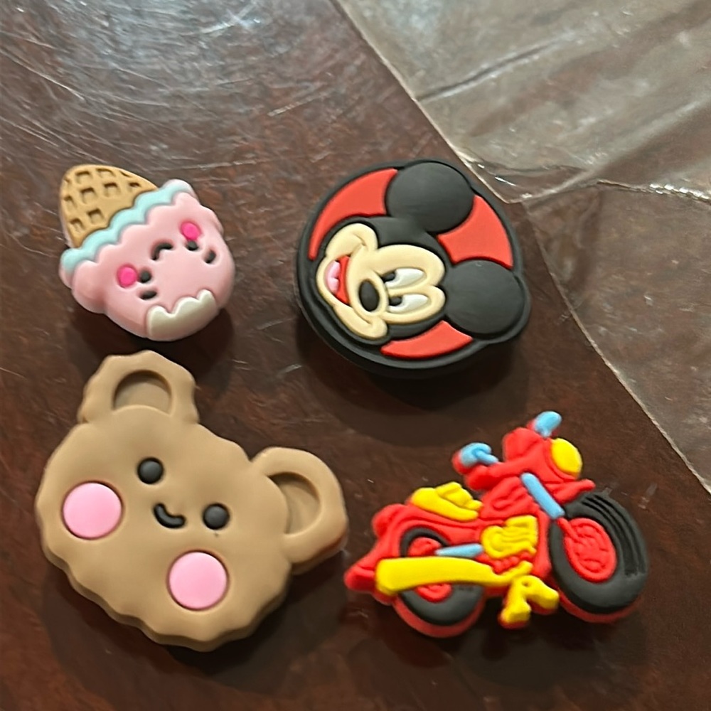 NWT 4 Cartoon shoe charms